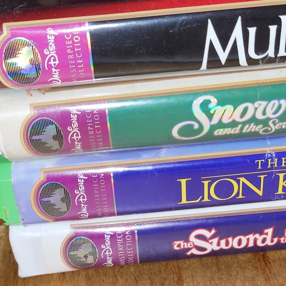 Walt Disney masterpiece collection x 4 DVD's - Picture 2 of 9